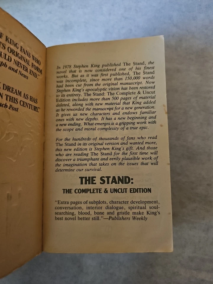 Stephen King The Stand complete & uncut, 1st edition/1st print Signet Paperback - Image 2 of 4