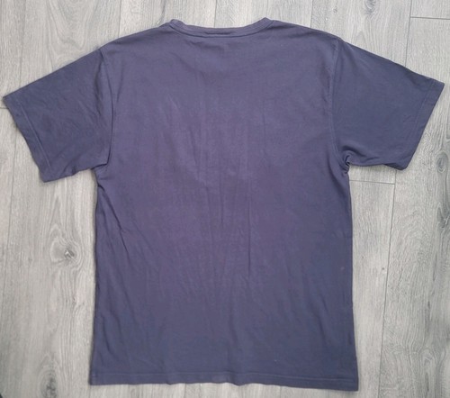 Walt Disney World Mickey Mouse Since 1928 Cartoon Navy Graphic TShirt Size Large - Picture 2 of 4