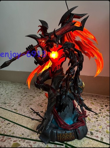 Statue Personaggi Ufficiale LOL League of Legends Jimei Palace Collaborazione Aatrox - Foto 2 di 24