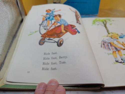 My Little Red Green Blue Story book lot 3 Ginn Basic Readers 1961 issued - Imagen 5 de 7