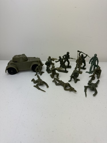 Konvolut Vintage Tim-Mee Spielzeugsoldaten und Panzer grün Kunststoff US Army Männer