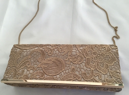 M&Co GOLD EMBROIDERED EVENING PARTY CLUTCH BAG GOLD CHAIN SHOULDER BAG 25AG - Picture 2 of 11