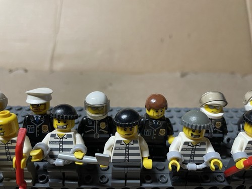 LEGO Cops And Robbers Minifigure Lot X18 Lego City Police Minifigure Bulk Lot - Picture 6 of 11