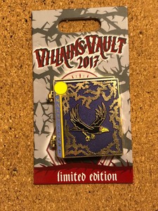 NEW-Disney-Maleficent-Villains-Vault-Pin-Storybook-Limited-LE-Diablo-Sleeping