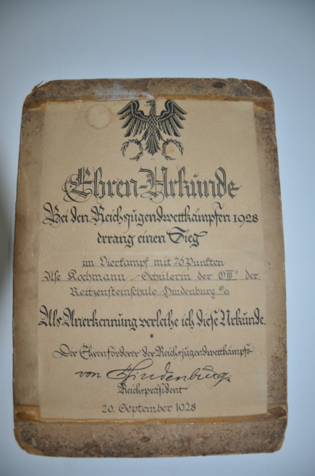 Bild 1 von 12