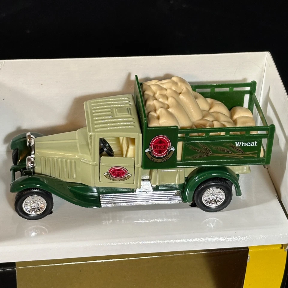 Camión clásico K-Line Kruisers K-94443 - 1:43 - Entrega de trigo - Fundido a presión Nuevo de Lote Antiguo Foto 3 de 4