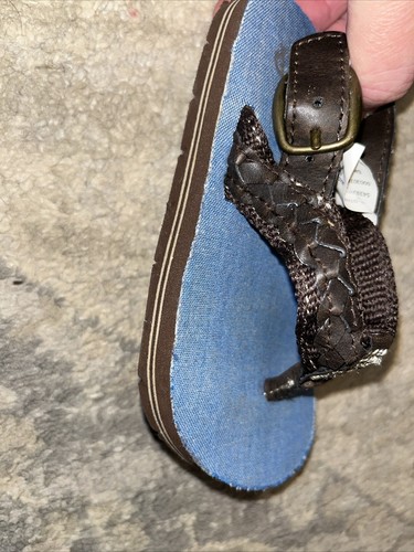 GAP Toddler Boy Flip Flops Sandals Brown Shoes Sz 6 - Picture 5 of 5