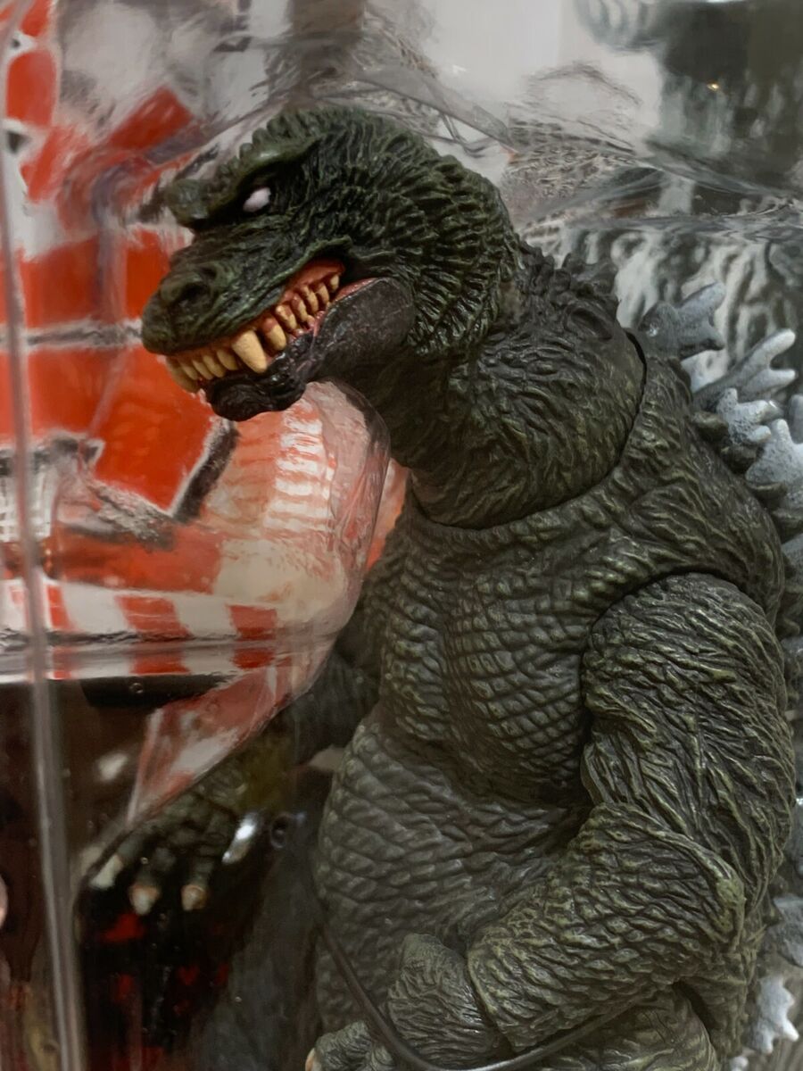 SEALED NECA 2001 GODZILLA Modern Movie Classic Monster SEALED NECA 2001 GODZILLA Modern Movie Classic Monster