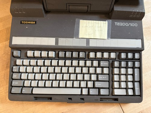 Rzadki vintage laptop Toshiba T5200/100 MS DOS 5.0 1991 - zły odczyt FDD - Zdjęcie 4 z 17
