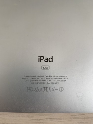 Grey Apple iPad A1337 1st Generation Wi-Fi iOS Tablet (Not Working) - Picture 3 of 7