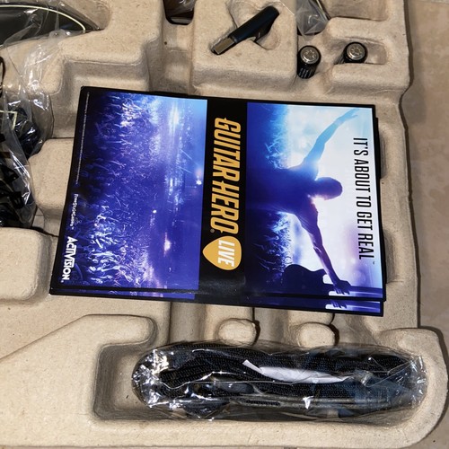 Guitar Hero Live (PlayStation 4, 2015) BETA VERSION - New Guitar- NO GAME *RARE* - Picture 9 of 11