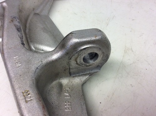 Ski Doo Mxz 600 Rs Left Ski Leg Spindle 8020651 - Picture 6 of 6