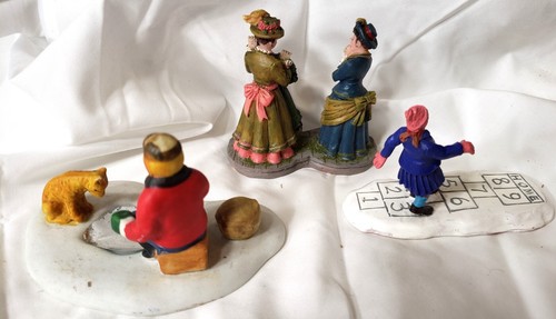 12 LEMAX Figures & Accessories HAYSTACK Pigs SLED Moose TREE Boy Wagon SLED Bear - Picture 12 of 21