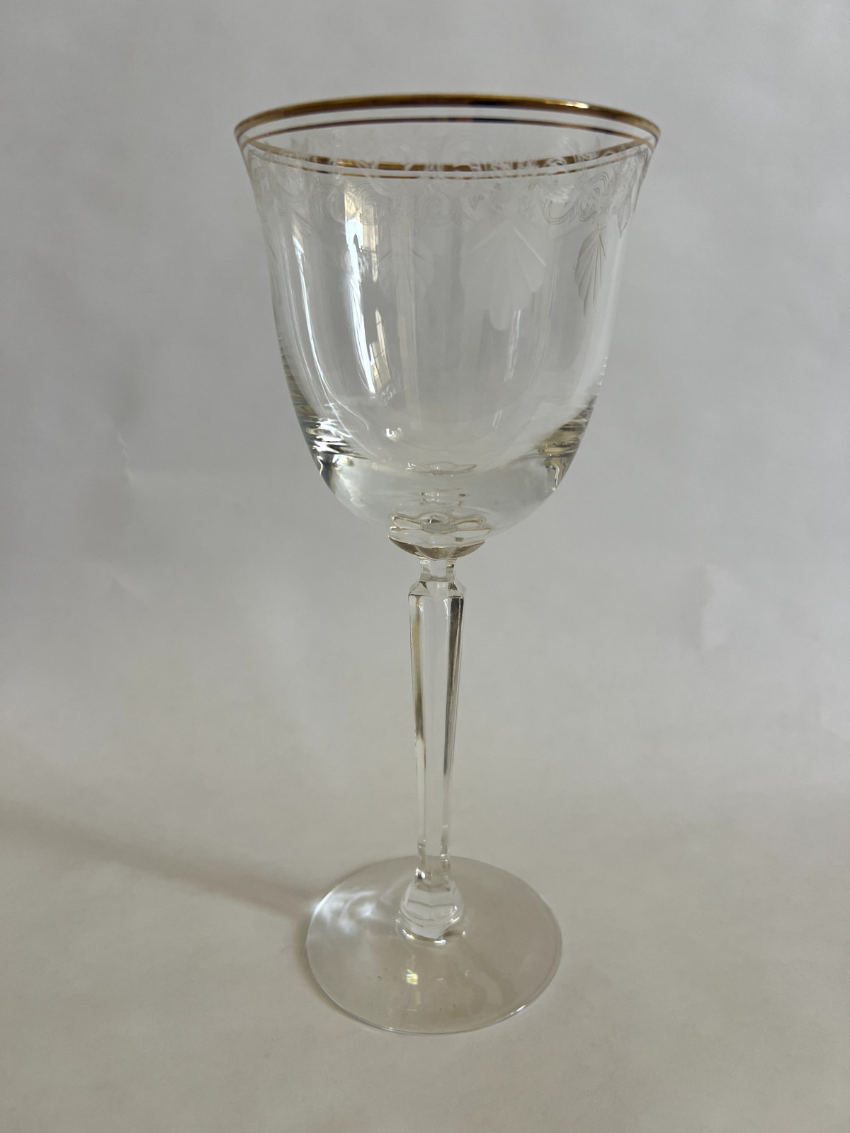 Lenox Classic Shell Gold Trim 8” Crystal Wine / Water Goblet Glasses 