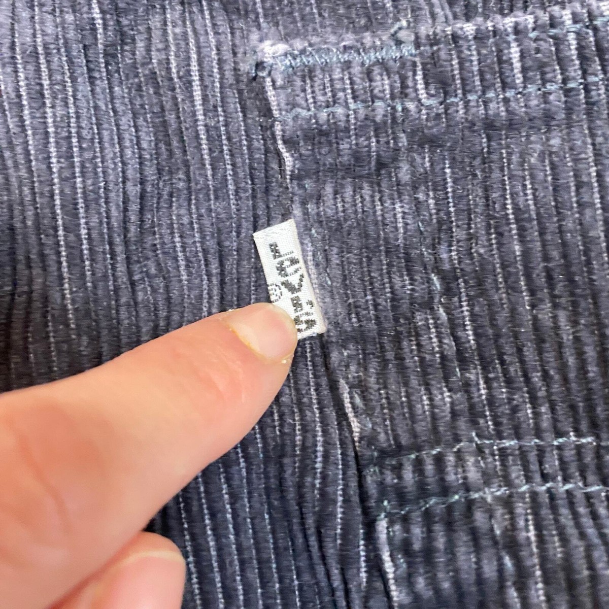 Vintage 90s Levi's L2 Relaxed Fit Corduroy Pants Men's 33x31 Vintage 90s Levi's L2 Relaxed Fit Corduroy Pants Men's 33x31