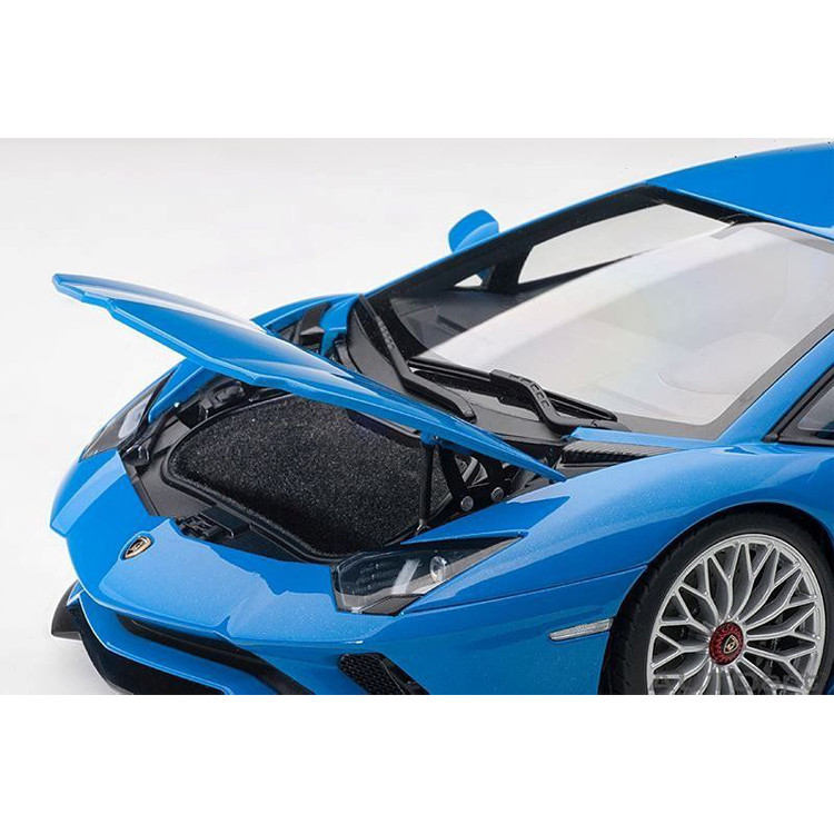 1/18 AUTOART 79134 Lamborghini Aventador S (Blu Nila/ Pearl