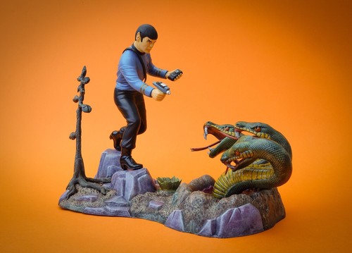 AMT624 Star Trek TOS Mr. Spock Model Kit Collectors Tin Last One! - Picture 5 of 8