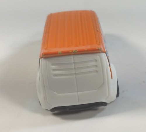 Ford Transit Connect 1/64 Die-cast Orange Ambulance Paramedic - Picture 4 of 4