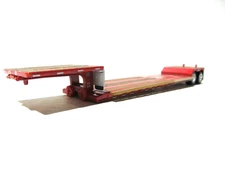 DCP 1/64 SCALE  RED  TANDEM AXLE  FONTAINE  RENEGADE  DETACHABLE  LOWBOY 