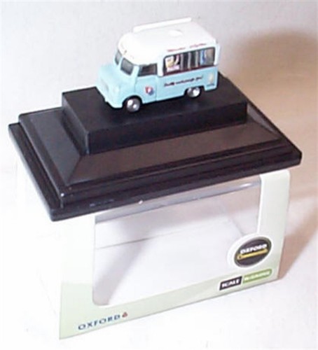 Oxford Druckguss NCA021 Bedford CA Eis Van Mr Softe neu im Etui