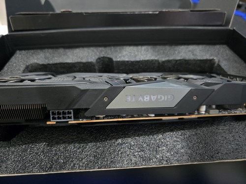 GIGABYTE Radeon RX 5600 XT Gaming OC 6G (Rev. 2.0) Graphics Card, PCIe 4.0, 6GB - Picture 6 of 8