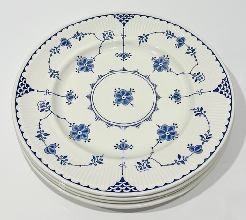 FRANCISCAN England DENMARK BLUE Pattern 10 1/8" DINNER PLATES Set of 4 Excellent