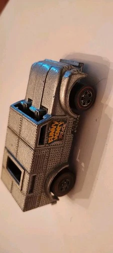 Hot Wheels Redline Funny Money 1970 Silver Brinks Truck (The Heavyweights)