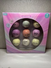 Christmas Special - Body & Earth Bath Bombs 9 Piece Gift Set Assorted Fragrances