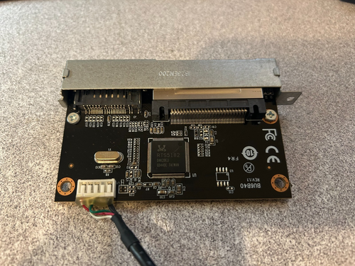 Lenovo ThinkCentre M93p Media Card Reader with Cable 03T7140 - Picture 4 of 5