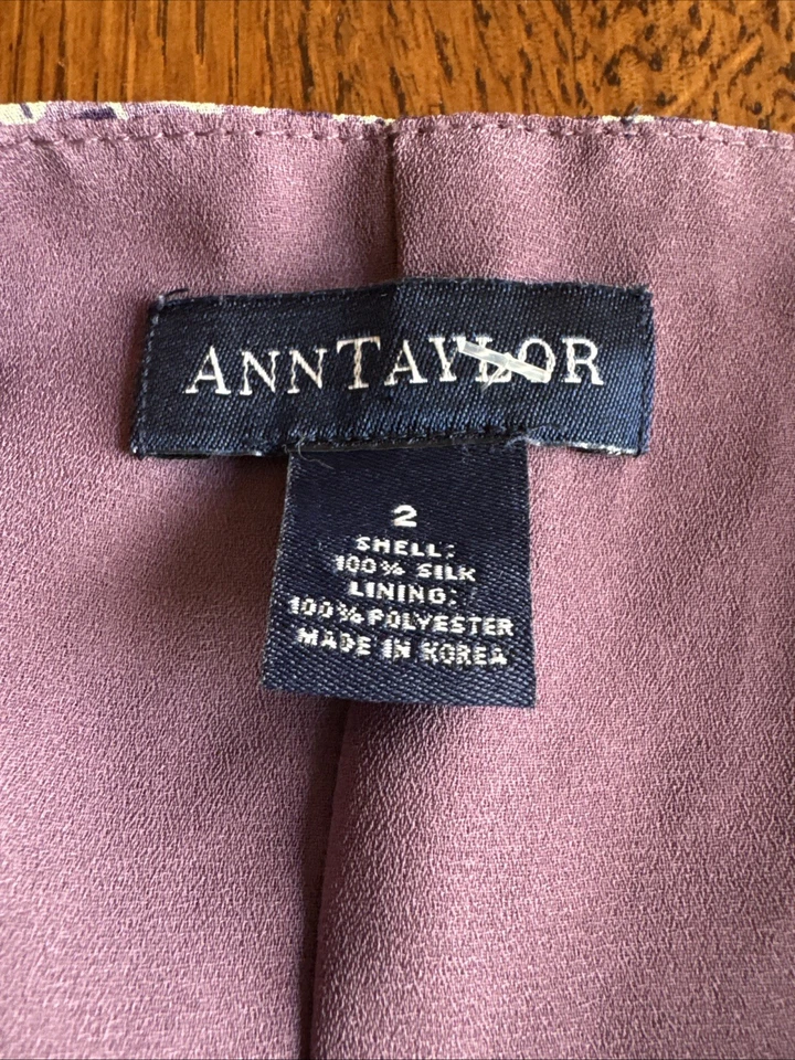 Vestido Ann Taylor 2 púrpura envolvente manga larga midi elástico clásico carrera Foto 4 de 4