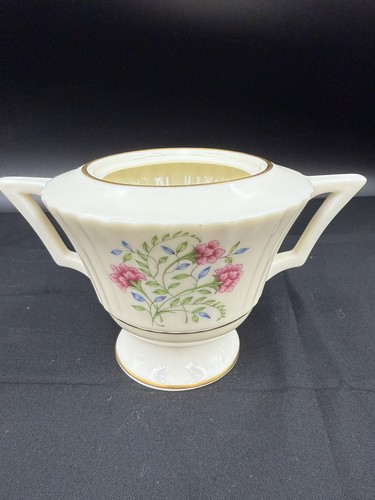 Lenox Cinderella Vintage Sugar Bowl w/broken Lid Set Fluted Gold Trim Made USA - Picture 1 of 8