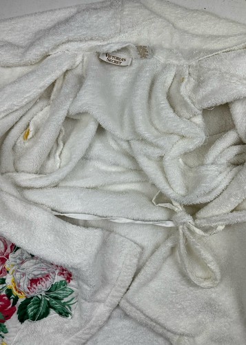 Vintage Victoria Secret Gold Label Robe OS White Terrycloth Floral Appliqué - Picture 11 of 13