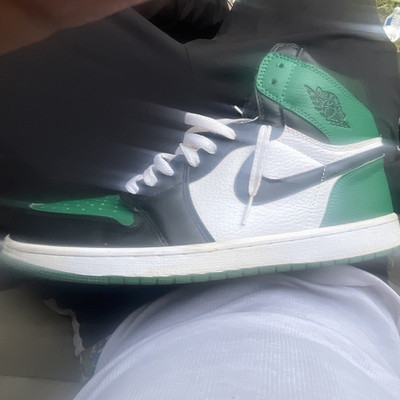 Nike Air Jordan 1 Men s High-Top Lace-Up Colorblock Sneakers Green Black White