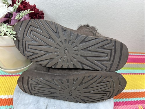 UGG Australia Bailey Buttons 5803 Brown Suede Sheepskin Boots Women’s EU 39 US 8 - Bild 10 von 14