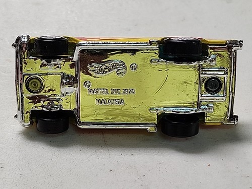 Hot Wheels Vintage 57 Chevy RARE Blackwall Yellow - Picture 17 of 24