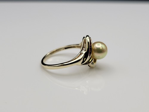 10k Golden Color Pearl & Genuine Rubies Yellow Gold Ladies Ring Size 7 - Picture 3 of 13