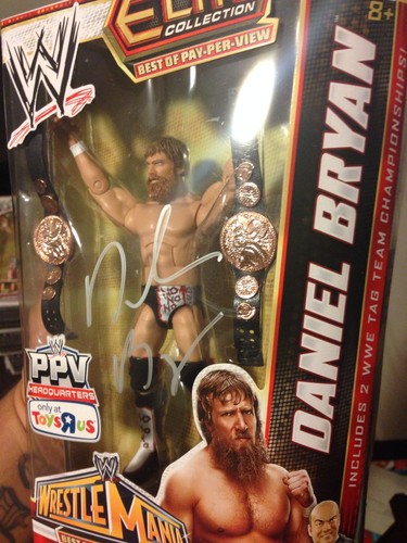 AUTOGRAPHED DANIEL BRYAN AUTOGRAPH COLLECTION ELITES AN CLASSIC SERIES - Picture 8 of 10