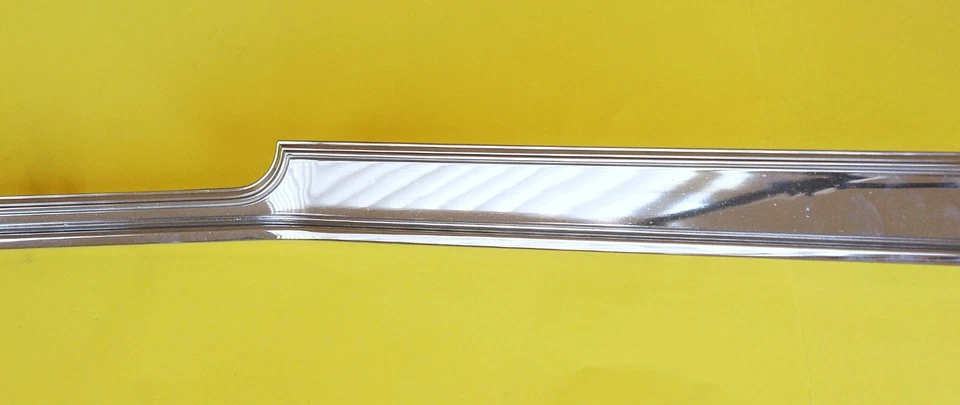 Cadillac Eldorado 1977 1978 OEM capó delantero barra de moldeo - 1610640 Foto 4 de 4