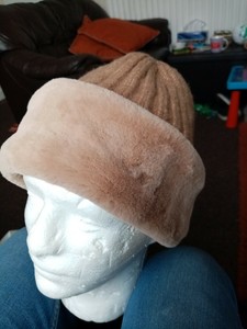 m and s fur hats