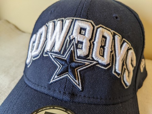 New Era Dallas Cowboys Spell Out 39Thirty Blue Fitted Hat Cap Large XLarge NFL - Picture 1 of 11