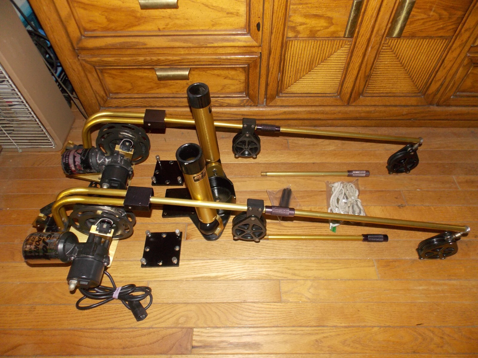 Big Jon Electric Downriggers GOLD PRO TOURNAMENT Rod HoldersBases