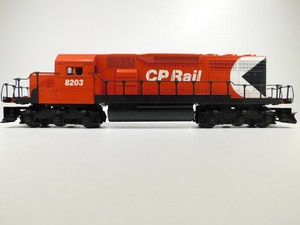 Lionel-O-Gauge-CP-Rail-SD-40-Diesel-Locomotive-8203-6-18203-C-129