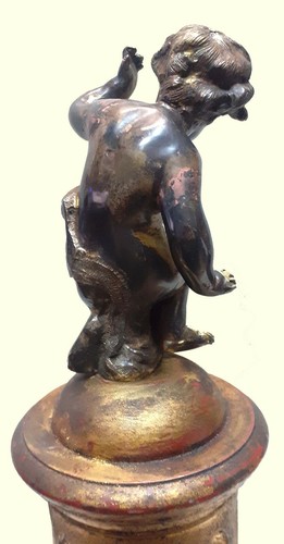 Lovely french putto puttini bronze figure on gilt wooden column pedestal 13´´ - Picture 5 of 5