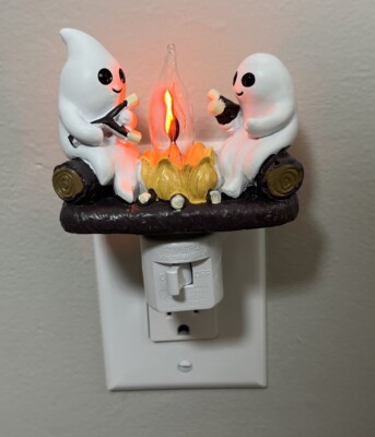 Ghost Campfire Flickering Nightlight,Fire Marshmallow  Halloween Ships From USA
