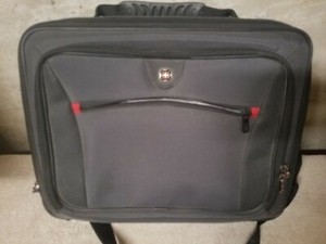 swiss army laptop briefcase