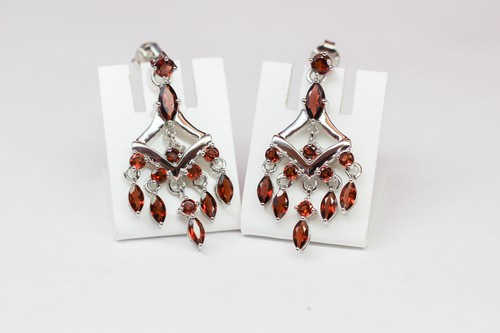 Classy 6,95 Carat Garnet Studs 925 Silver Earrings Blood Red Garnet - Picture 2 of 11