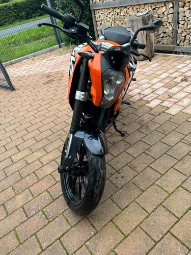 KTM Duke 125ccm 2015 - Bild 3 von 12