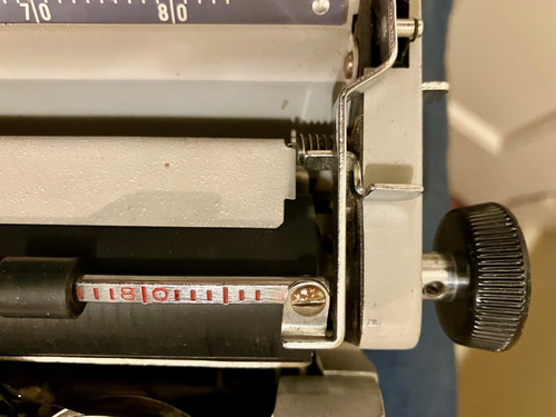 1963 Remington Monarch Portable Manual Typewriter~  Working and  Performs Well - Picture 15 of 20