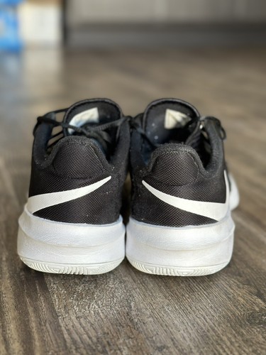 Nike Zoom Hypercourt Sneaker Size 11 - Picture 4 of 6