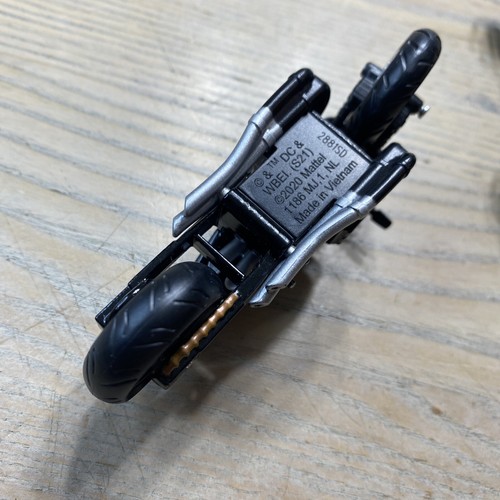 Lot of 6 Hot Wheels Batman Batmobile 1:50 & 1:64 Diecast - The Batman & More! - Picture 20 of 23